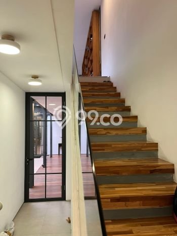 Hunian Mewah LB 200m2 Siap Pakai Desain Elegan di Pajajaran, Bandung Hunian Mewah LB 200m2 Siap Pakai Desain Elegan di Pajajaran, Bandung