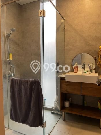 Hunian Mewah LB 200m2 Siap Pakai Desain Elegan di Pajajaran, Bandung Hunian Mewah LB 200m2 Siap Pakai Desain Elegan di Pajajaran, Bandung