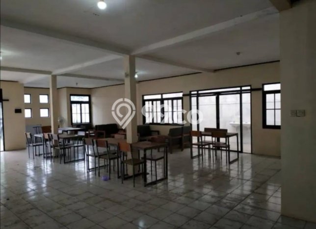 Disewakan Komersial di Pusat Kota Bandung Ramai Strategis Disewakan Komersial di Pusat Kota Bandung Ramai Strategis