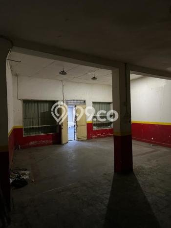 Ruko di , Luas 100m2m², Disewakan, Area Komersial, Siap Untuk Dihuni Ruko di , Luas 100m2m², Disewakan, Area Komersial, Siap Untuk Dihuni