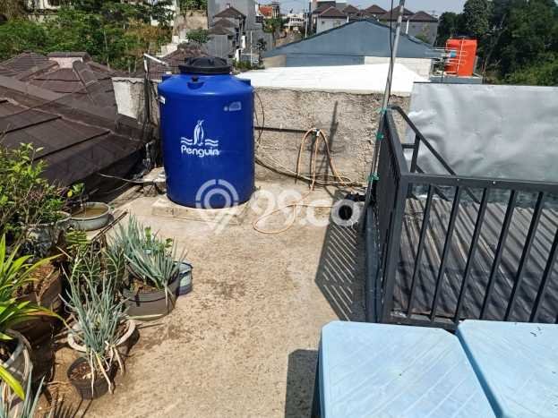 Rumah dengan Lokasi Strategis 4 KT di , Bandung Rumah dengan Lokasi Strategis 4 KT di , Bandung