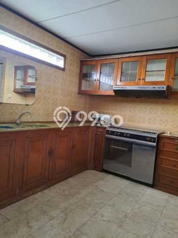 Hunian Mewah LB 300m2 Siap Huni Desain Elegan di Setiabudi, Bandung Hunian Mewah LB 300m2 Siap Huni Desain Elegan di Setiabudi, Bandung