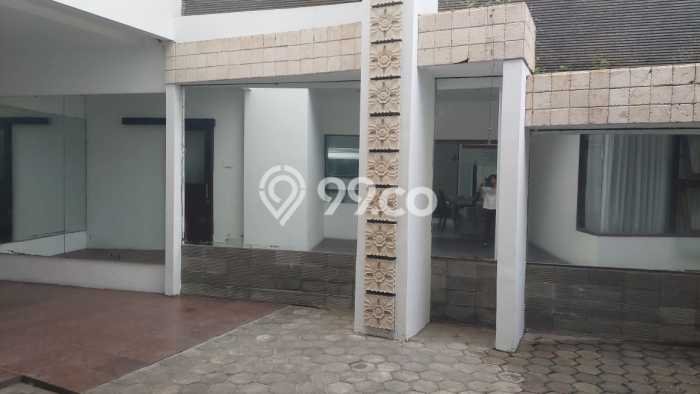 Dijual Rumah Mewah Elegan Dengan View Cantik di Setra Indah, Bandung Dijual Rumah Mewah Elegan Dengan View Cantik di Setra Indah, Bandung