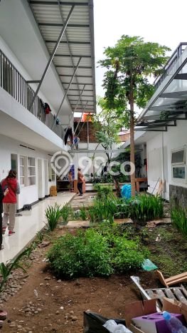 Disewakan Komersial di Kawasan Ramai Sumurbandung Luas 400m2 Disewakan Komersial di Kawasan Ramai Sumurbandung Luas 400m2
