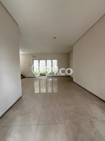 For Sale Hunian Rumah Terawat 4 KT di Rorotan, Jakarta Utara For Sale Hunian Rumah Terawat 4 KT di Rorotan, Jakarta Utara