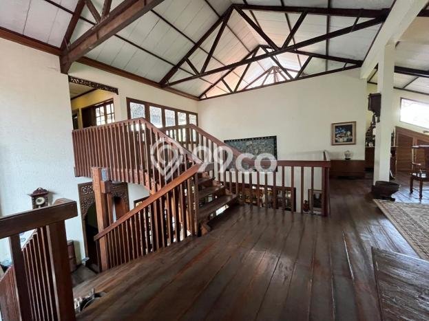 Ready to Use! Premium House LT 600m2 Desain Elegan di Petukangan Ready to Use! Premium House LT 600m2 Desain Elegan di Petukangan