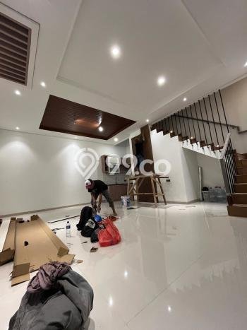 Ready to Use! Premium House LT 92m2 Desain Elegan di Rawamangun Ready to Use! Premium House LT 92m2 Desain Elegan di Rawamangun