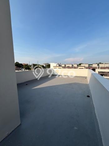 Ruko Premium di Summarecon Serpong, Luas 163m², Jalan Mainroad, Ramai Ruko Premium di Summarecon Serpong, Luas 163m², Jalan Mainroad, Ramai