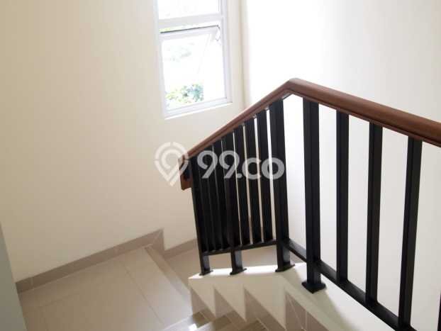 Jual Rumah Mewah Elegan Dengan View Eksklusif di Gading Serpong, Tangerang Jual Rumah Mewah Elegan Dengan View Eksklusif di Gading Serpong, Tangerang