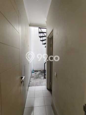 Disewakan Rumah Murah di Gading Serpong Tangerang dengan 2 Kamar Tidur Disewakan Rumah Murah di Gading Serpong Tangerang dengan 2 Kamar Tidur