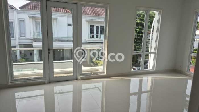 Ready to Use! Luxury House LT 214m2 Desain Elegan di Gading Serpong Ready to Use! Luxury House LT 214m2 Desain Elegan di Gading Serpong