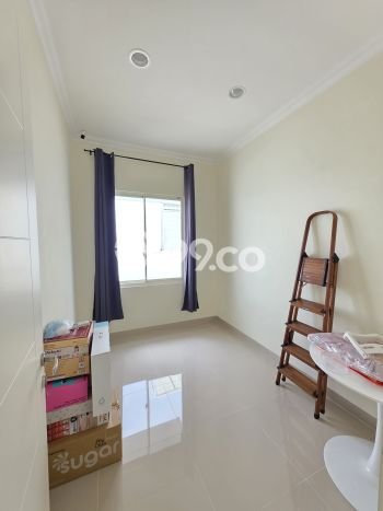 Jarang Ada! Rumah Kontrakan 4 Kamar Nyaman Siap Huni Gading Serpong Jarang Ada! Rumah Kontrakan 4 Kamar Nyaman Siap Huni Gading Serpong