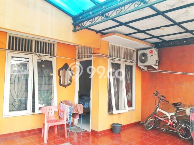 Siap Huni Rumah Mewah 5 Kamar di Duren Sawit Dekat ke Mana Saja Siap Huni Rumah Mewah 5 Kamar di Duren Sawit Dekat ke Mana Saja