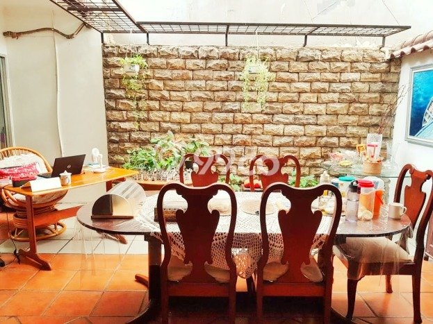 Dijual Rumah Premium dengan Fasilitas Sekitar Komplit di Cinere, Depok Dijual Rumah Premium dengan Fasilitas Sekitar Komplit di Cinere, Depok