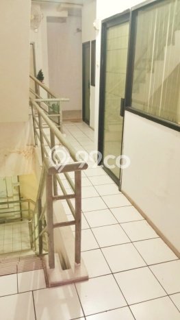 LOKASI PREMIUM! Ruko Kawasan , Luas 75m2m², Mainroad, Area Bisnis LOKASI PREMIUM! Ruko Kawasan , Luas 75m2m², Mainroad, Area Bisnis