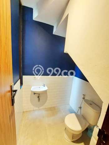 Rumah Strategis Modern Lb 90m2 di Ciputat Timur, Tangerang Selatan Rumah Strategis Modern Lb 90m2 di Ciputat Timur, Tangerang Selatan
