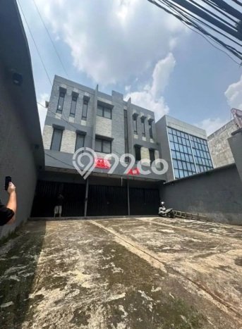 Unit Ruko Dijual di Ciputat Tangerang Selatan Luas Bangunan 702m2 Unit Ruko Dijual di Ciputat Tangerang Selatan Luas Bangunan 702m2