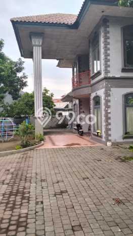 For Sale! Luxury House LT 1465m2 Desain Elegan di Kediri For Sale! Luxury House LT 1465m2 Desain Elegan di Kediri