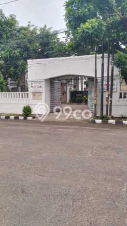 For Sale! Luxury House LT 1465m2 Desain Elegan di Kediri For Sale! Luxury House LT 1465m2 Desain Elegan di Kediri