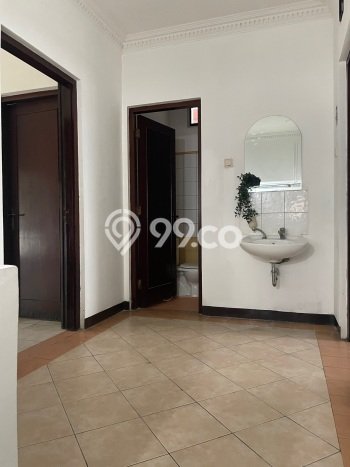PENAWARAN TERBAIK! Rumah Strategis area Padalarang, Luas 220m² Bangunan 120m² PENAWARAN TERBAIK! Rumah Strategis area Padalarang, Luas 220m² Bangunan 120m²
