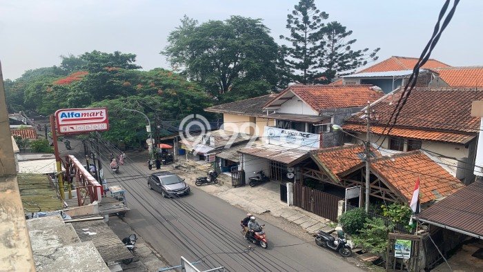 Rumah Mewah LB 300m2 Siap Pakai Desain Elegan di Sukaluyu, Bandung Rumah Mewah LB 300m2 Siap Pakai Desain Elegan di Sukaluyu, Bandung