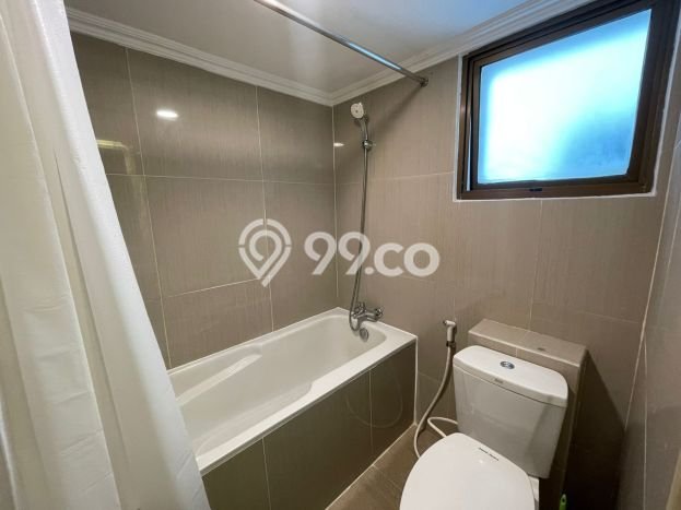 Apartemen Disewakan 3 Kamar Murah Siap Huni di Jakarta Selatan, Luas 93m2 Apartemen Disewakan 3 Kamar Murah Siap Huni di Jakarta Selatan, Luas 93m2
