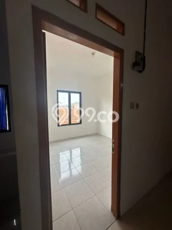 Unit Kost Dijual di Pagedangan dengan 4 Kamar Tidur & Luas Bangunan 164m2 Unit Kost Dijual di Pagedangan dengan 4 Kamar Tidur & Luas Bangunan 164m2
