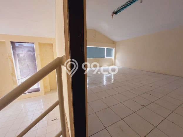 LOKASI STRATEGIS! Gudang Disewakan di , Luas 468m2m², Pusat Niaga LOKASI STRATEGIS! Gudang Disewakan di , Luas 468m2m², Pusat Niaga