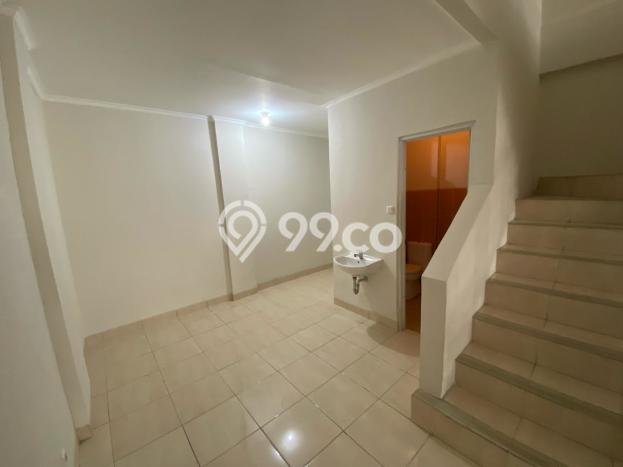 Ruko For Rent Kawasan Kalideres, Luas 63m², Area Komersial, Jalan Utama Ruko For Rent Kawasan Kalideres, Luas 63m², Area Komersial, Jalan Utama