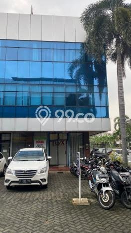 Ruko Dijual di Prime Area Jakarta Barat Luas 84m2 Ruko Dijual di Prime Area Jakarta Barat Luas 84m2