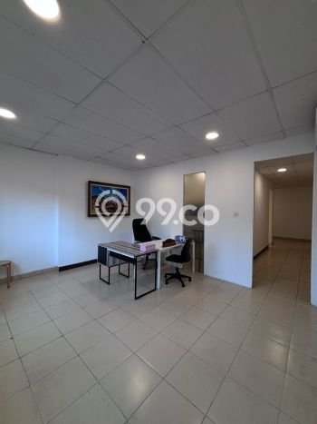 Untuk Dijual Ruko di Kebon Jeruk Jakarta Barat LT 68m2 / LB 272m2 Untuk Dijual Ruko di Kebon Jeruk Jakarta Barat LT 68m2 / LB 272m2