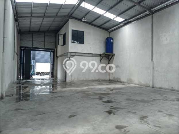 Gudang Disewakan di , Luas 240m2m², Lokasi Bisnis Gudang Disewakan di , Luas 240m2m², Lokasi Bisnis