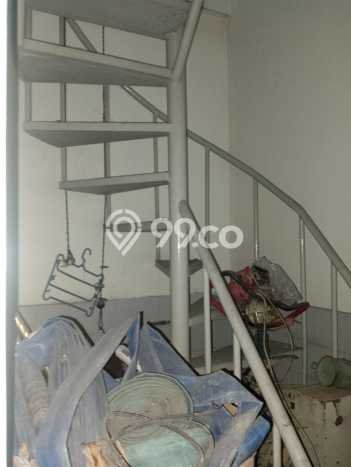 Rumah Elit Modern Siap Huni di Meruya Jakarta Barat Rumah Elit Modern Siap Huni di Meruya Jakarta Barat