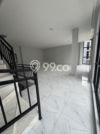 Gudang For Rent Kawasan Periuk, Luas 369m2m², Area Strategis, Ready Operasi Gudang For Rent Kawasan Periuk, Luas 369m2m², Area Strategis, Ready Operasi