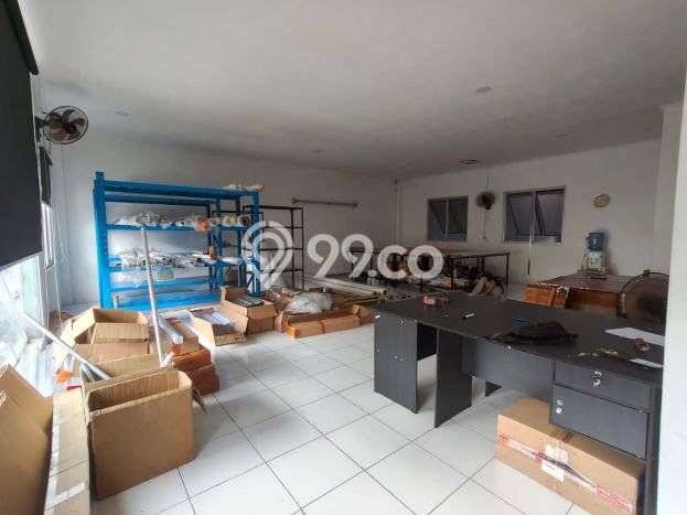 Unit Komersial Disewakan di Jakarta Barat Area Strategis Harga Kompetitif Unit Komersial Disewakan di Jakarta Barat Area Strategis Harga Kompetitif