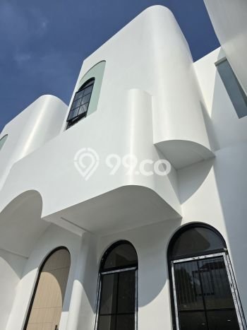 Rumah Elit Modern Siap Huni di Meruya Jakarta Barat Rumah Elit Modern Siap Huni di Meruya Jakarta Barat