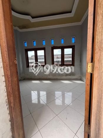 Siap Huni Hunian Elit 7 Kamar di Simomulyo Dekat ke Mana Pun Siap Huni Hunian Elit 7 Kamar di Simomulyo Dekat ke Mana Pun