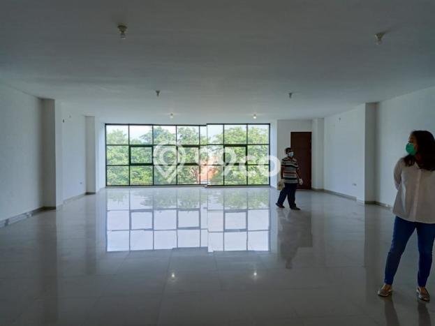 Unit Ruko Dijual di Surabaya LT 237m2 & LB 1050m2 Unit Ruko Dijual di Surabaya LT 237m2 & LB 1050m2