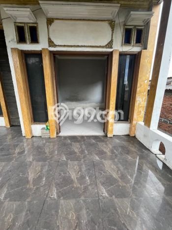 Siap Huni Hunian Elit 7 Kamar di Simomulyo Dekat ke Mana Pun Siap Huni Hunian Elit 7 Kamar di Simomulyo Dekat ke Mana Pun