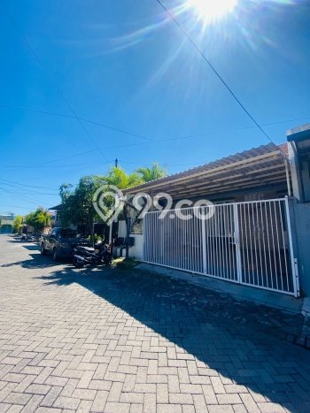Rumah Modern Cantik 3 Kamar Bisa Langsung Pindah di Rungkut Rumah Modern Cantik 3 Kamar Bisa Langsung Pindah di Rungkut