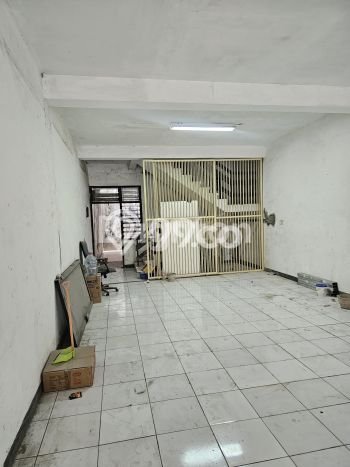 Area Ramai! Ruko Dijual di Sedati untuk Bisnis Luas Bangunan 325m2 Area Ramai! Ruko Dijual di Sedati untuk Bisnis Luas Bangunan 325m2