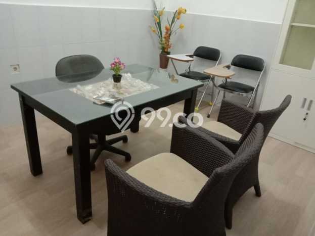 Rumah Modern Cantik 3 Kamar Bisa Langsung Pindah di Rungkut Rumah Modern Cantik 3 Kamar Bisa Langsung Pindah di Rungkut