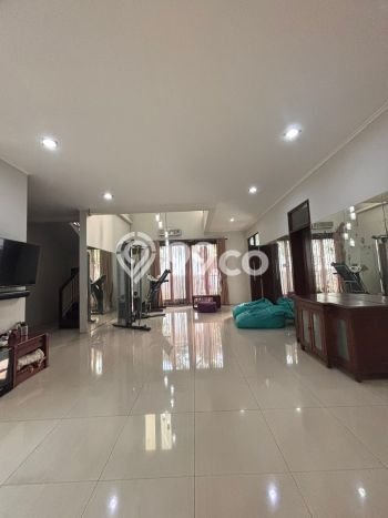 Rumah Luxury Modern Tanpa Renovasi di Bintaro Tangerang Selatan Rumah Luxury Modern Tanpa Renovasi di Bintaro Tangerang Selatan