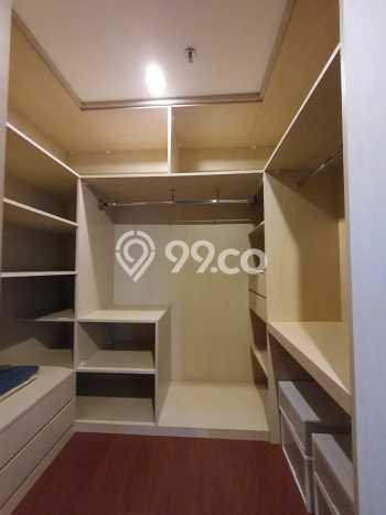 Hunian Apartemen High-Class untuk Dijual di Jakarta Selatan dengan 4 BR & 3 Kamar Mandi Hunian Apartemen High-Class untuk Dijual di Jakarta Selatan dengan 4 BR & 3 Kamar Mandi