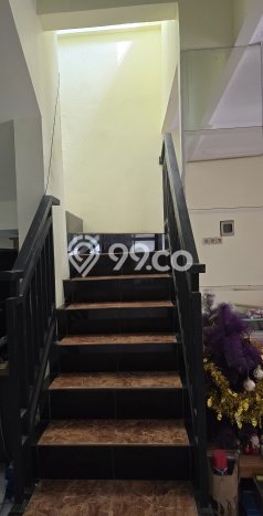Rumah Modern 4 KT di Graha Raya Tangerang Selatan Semi Furnished Rumah Modern 4 KT di Graha Raya Tangerang Selatan Semi Furnished