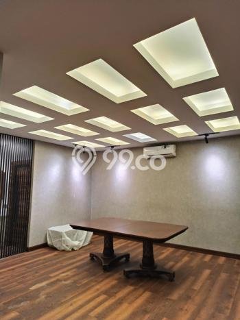 For Sale! Premium House LT 326m2 Desain Elegan di Kemang For Sale! Premium House LT 326m2 Desain Elegan di Kemang