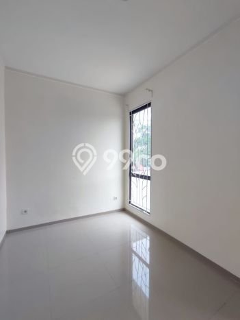 Disewakan! Rumah 3 Kamar Tidur &
2 Kamar Mandi di Graha Raya, Tangerang Selatan Disewakan! Rumah 3 Kamar Tidur &
2 Kamar Mandi di Graha Raya, Tangerang Selatan