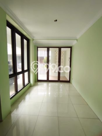 Rumah Elit LB 260m2 Siap Pakai Desain Elegan di Bintaro, Tangerang Selatan Rumah Elit LB 260m2 Siap Pakai Desain Elegan di Bintaro, Tangerang Selatan