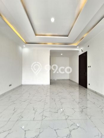 Ready to Use! Premium House LT 241m2 Desain Modern di Bintaro Ready to Use! Premium House LT 241m2 Desain Modern di Bintaro