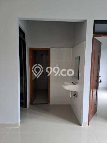 Jarang Ada! Rumah Sewa 4 Kamar Bagus Siap Huni Graha Raya Jarang Ada! Rumah Sewa 4 Kamar Bagus Siap Huni Graha Raya